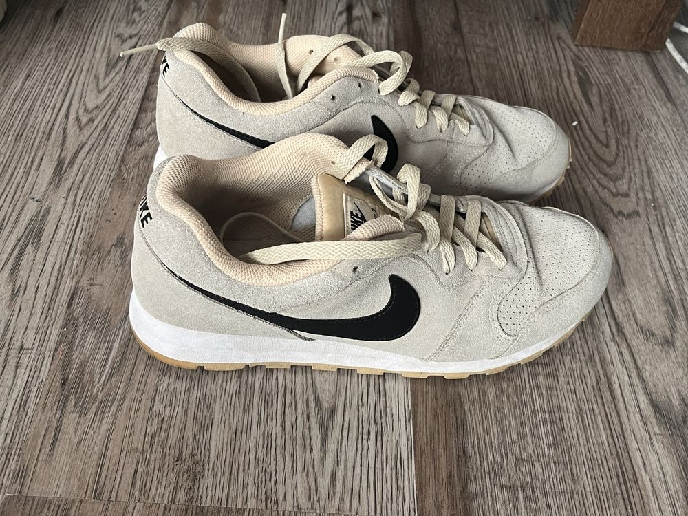 Sprzedam buty nike damskie rozmiar 39,5