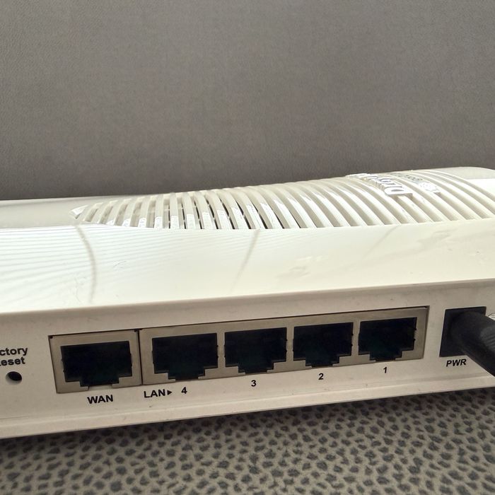 Router DrayTek Vigor 2120