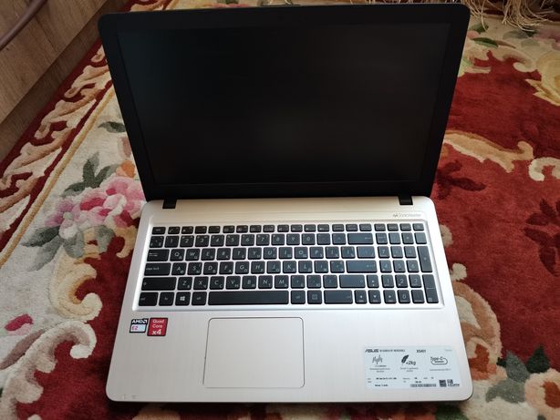ASUS X540Y продам ноутбук