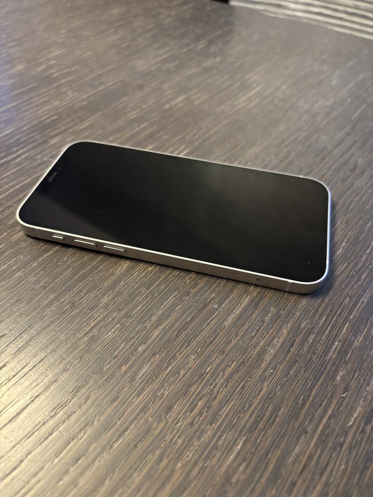 Iphone 12 64 gb biały