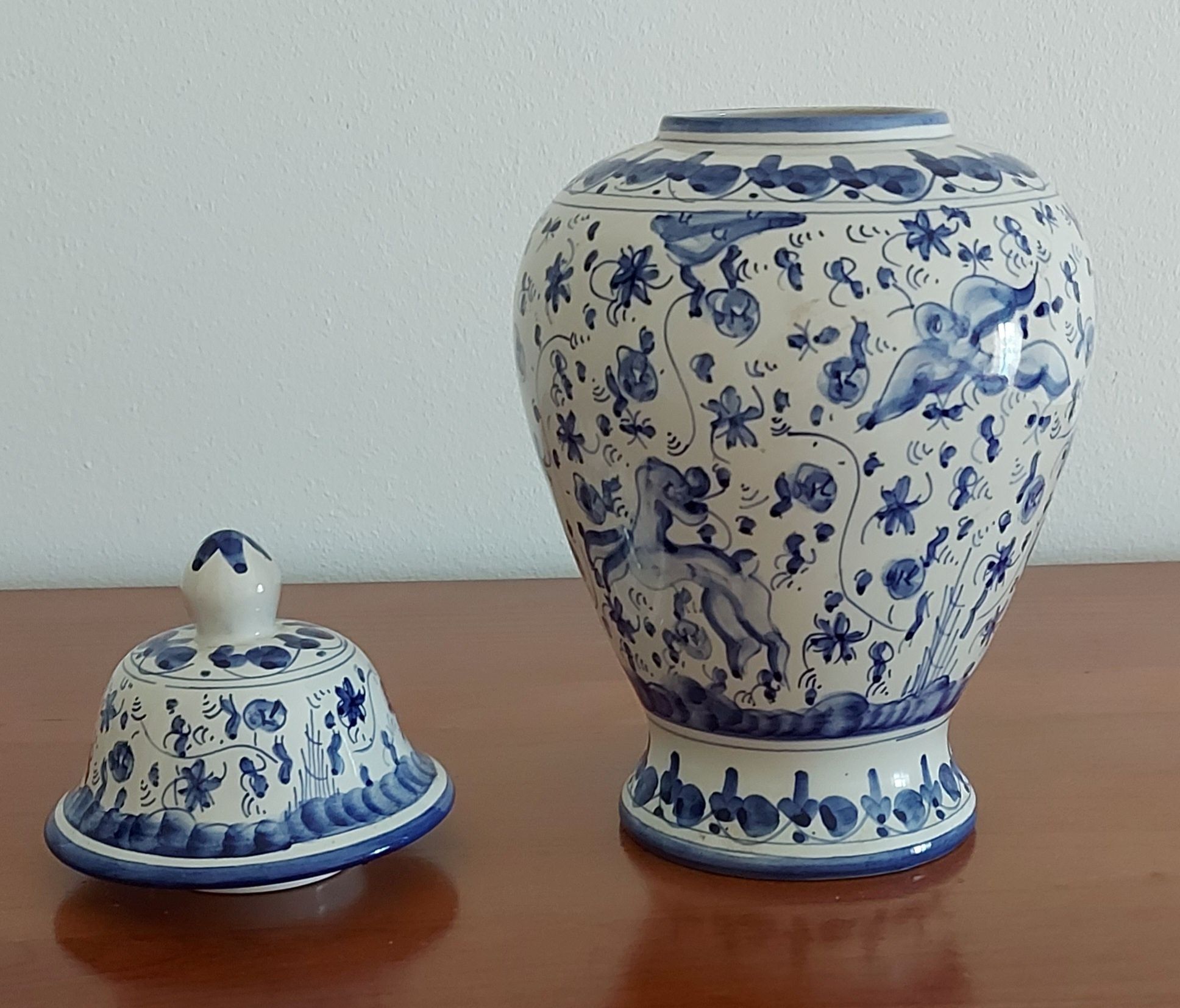 Pote de louça cerâmica decorativo da Frazarte
