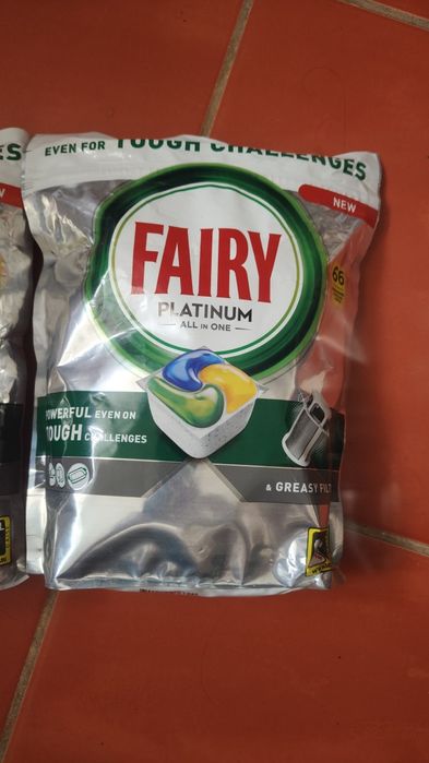 Tabletki do zmywarki Fairy Platinum All in one 66 szt
