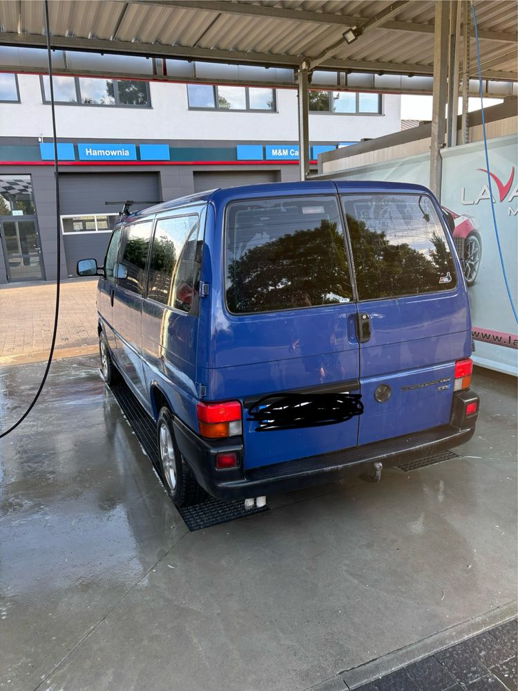 Sprzedam transportera t 4 2.5 tdi 9 osobowy