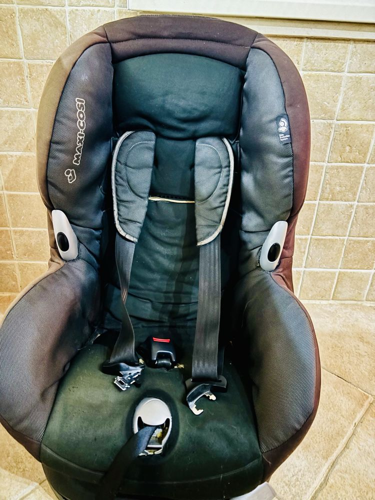 Cadeira de automóvel para bebé
