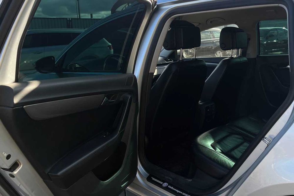 Volkswagen Passat 2011
