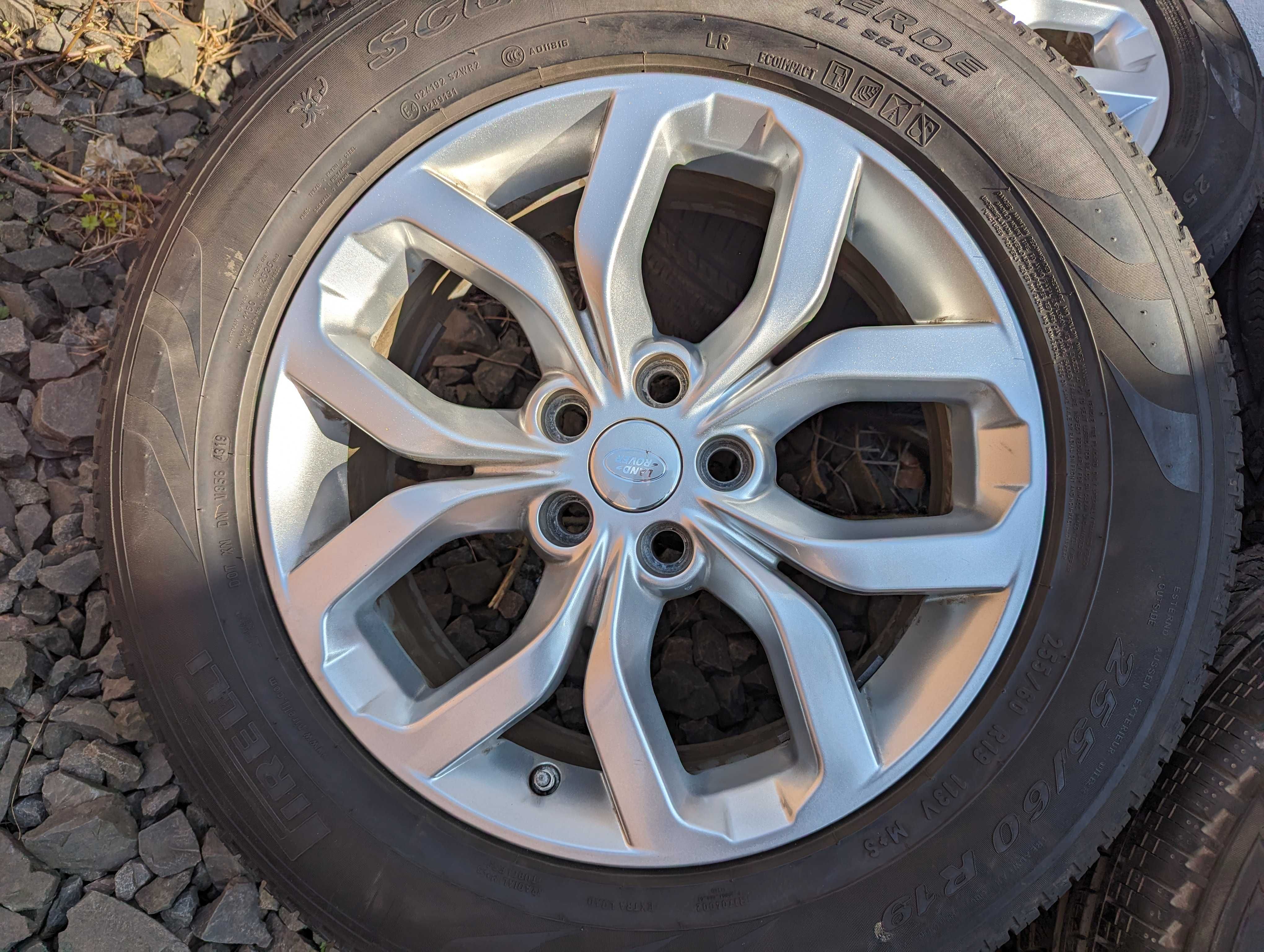 диски Land Rover 7.5Jx19 5x120 ET39 шини 255/60R19 всесез.