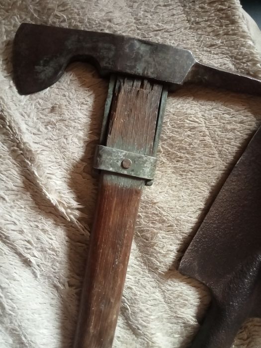 Stara szabla kindżał Afryka Łopatka piechoty Saperka i Toporek WH 2wś.