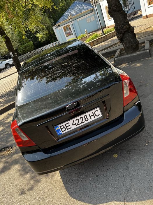 Продам хорошую машину