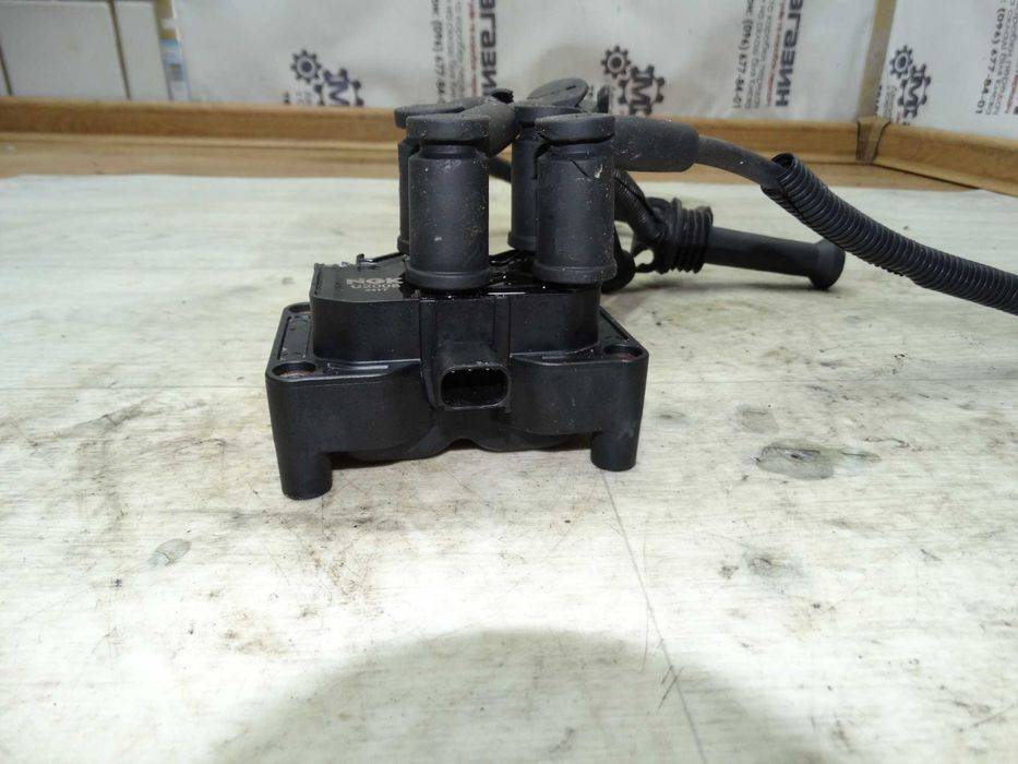 Котушка запалювання Ford C-max/Fiesta/Focus/Mondeo 1.6-2.0 U2008