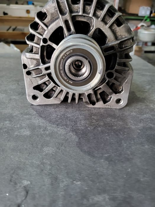 Генератор Renault Scenic 3 - 1.5dci