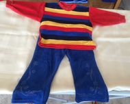 Welurowy komplecik: 2x spodenki i czerwona bluza w paski ok. 1,5-2 l.