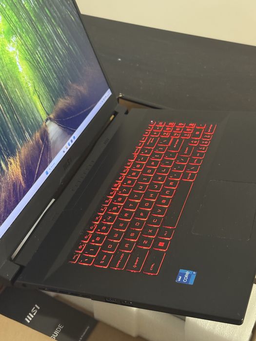 laptop msi katana gf76 11uc 144hz, i7, 32gb
