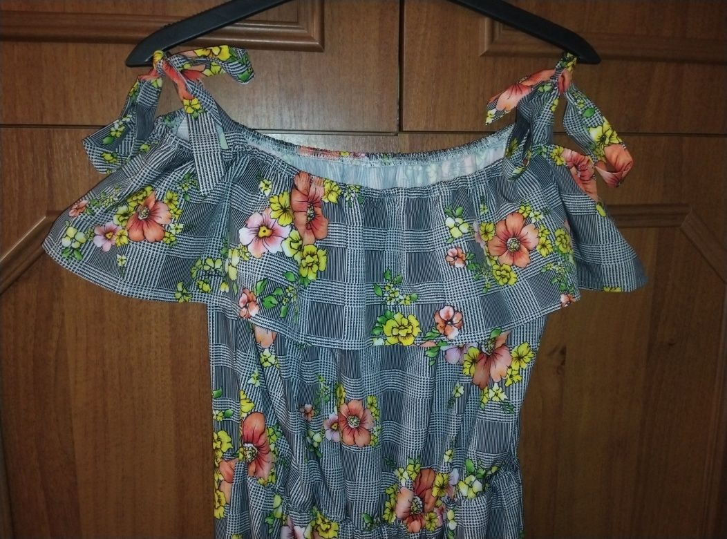 Сукня , сарафан L-XL.