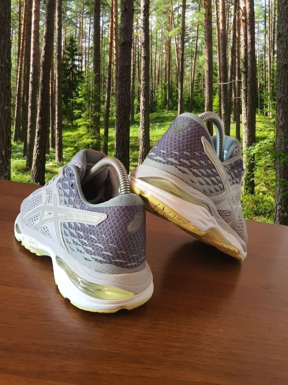 Оригінал‼️37.5р Кросівки ASICS Gel-Cumulus 19 жіночі бігові