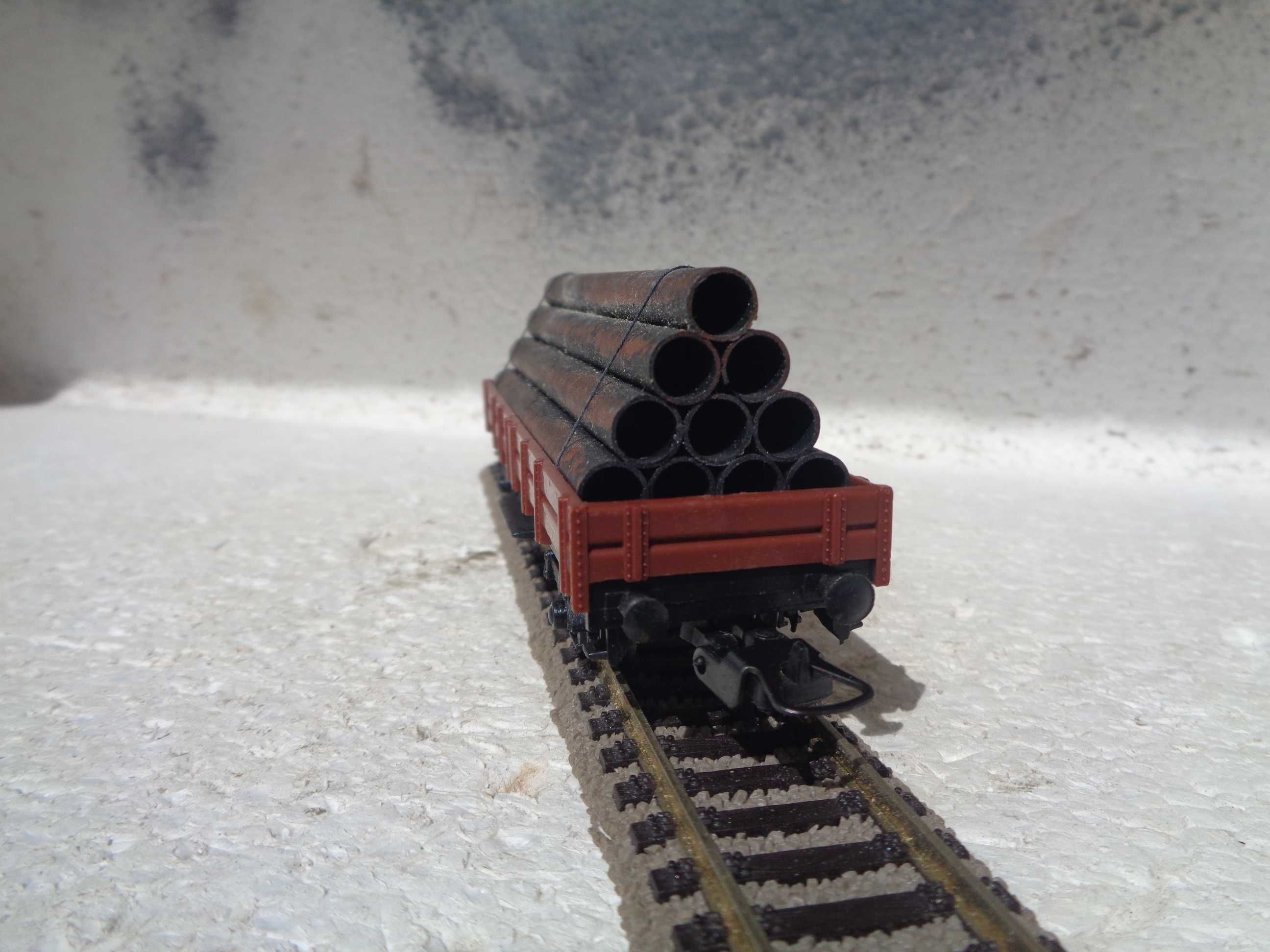 1:87 LIMA Vagão caixa aberta de transporte de tubos