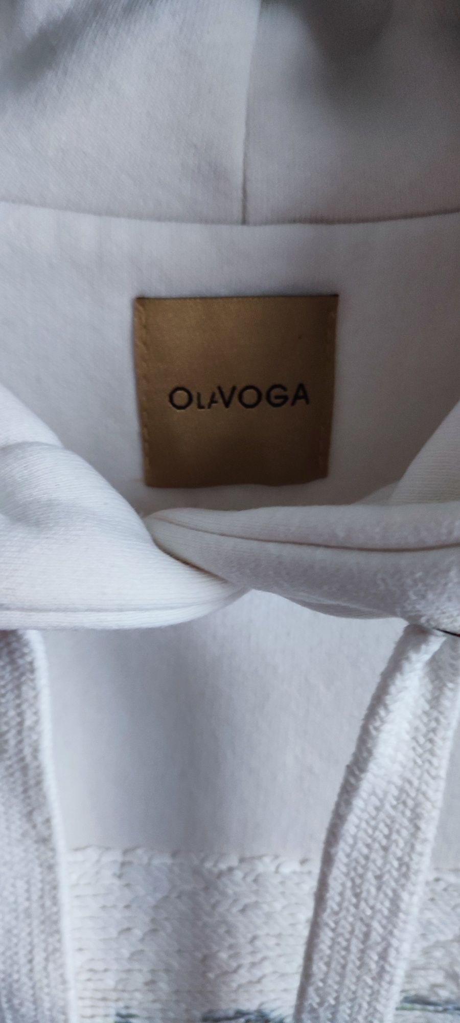 Bluza z cekinami Olavoga L