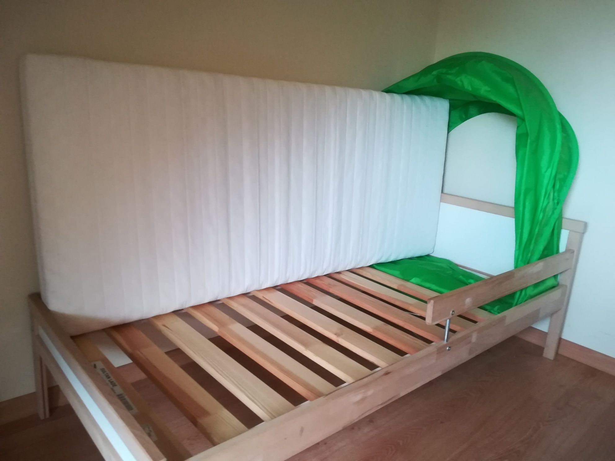 Łóżko dziecięce Ikea+ gratis