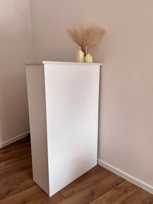 Recepcja do salonu kosmetycznego