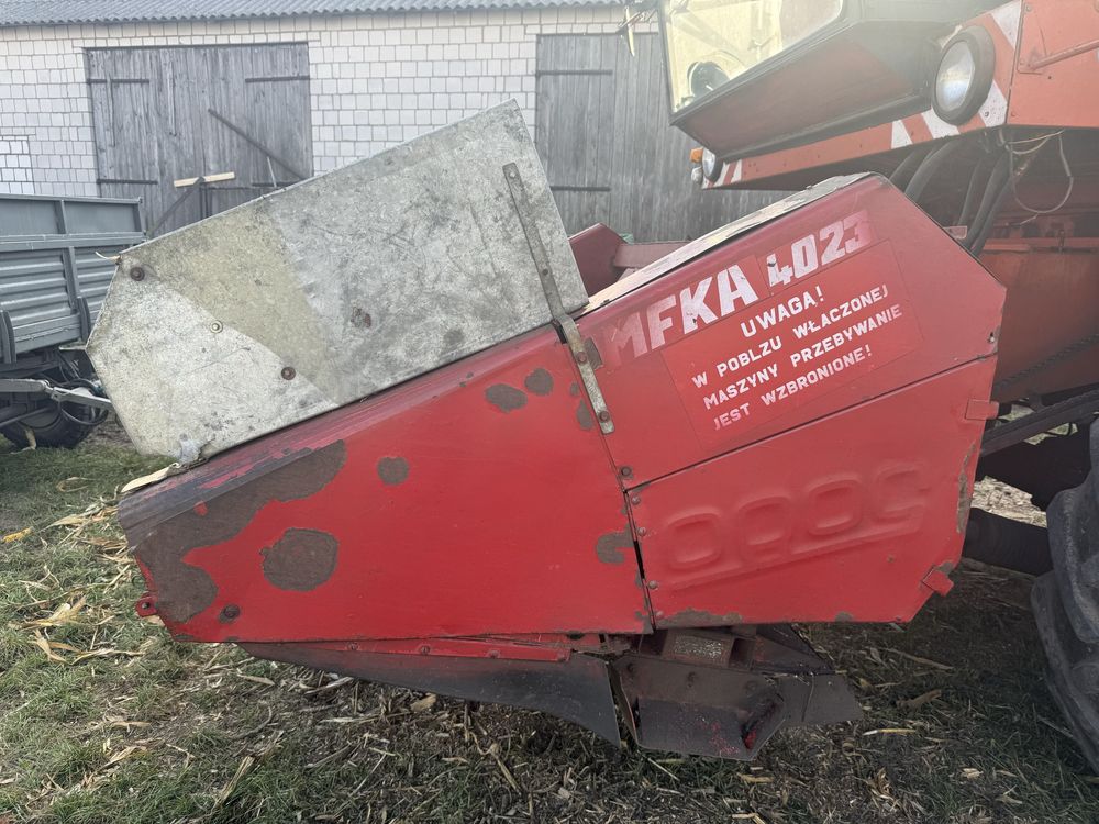 Bizon rekord ZO58 z sieczkarnią oraz z przystawką do kukurydzy MFKA
