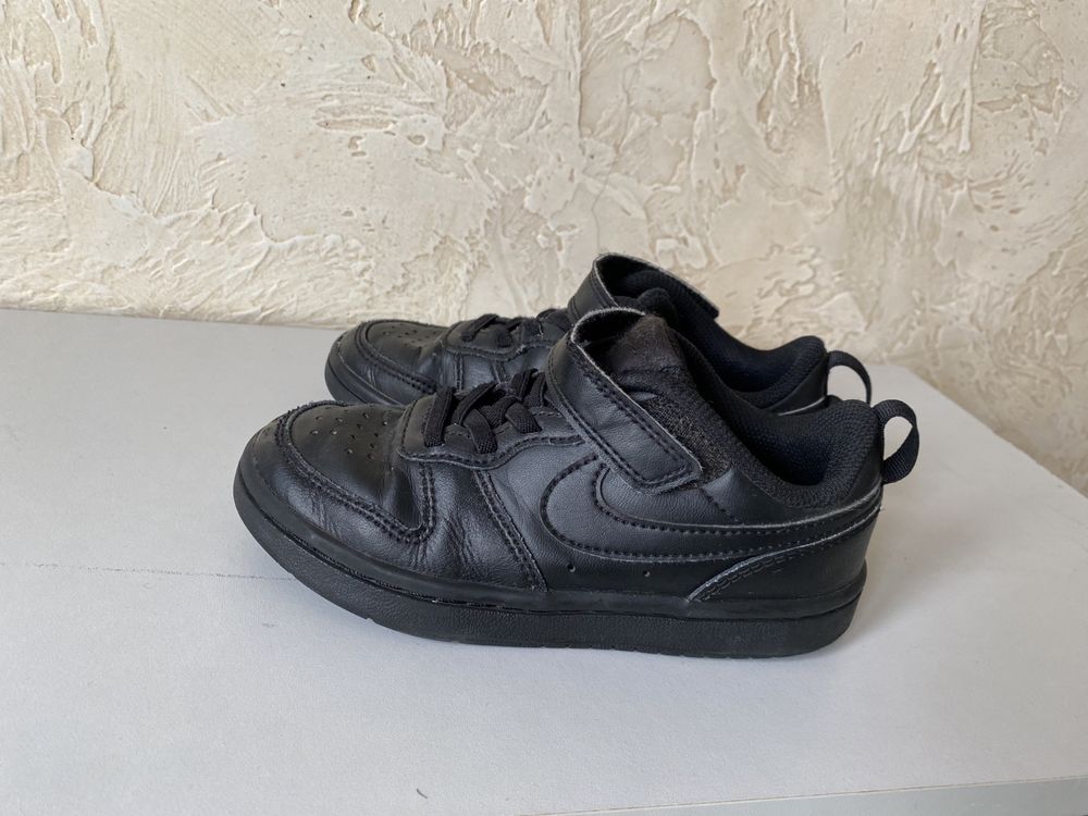 Чорні кросівки Nike шкіряні дитячі