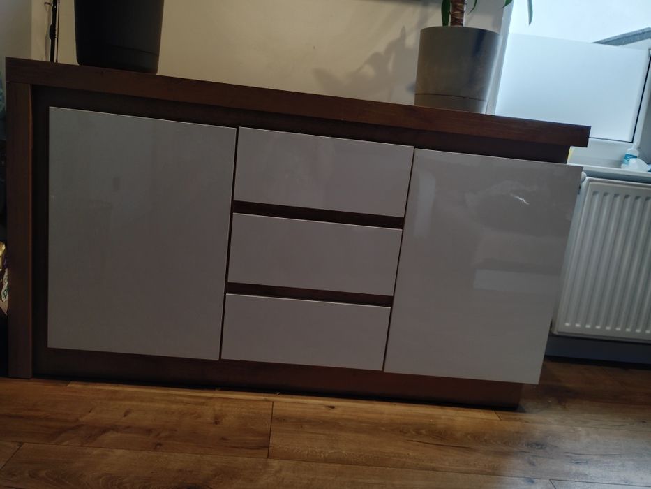 Komoda na sprzedaż