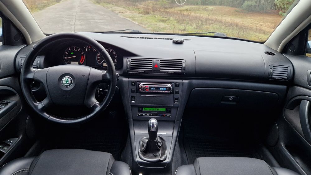 Автомобиль Skoda Superb