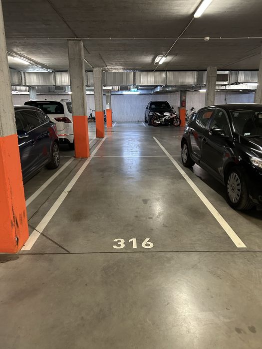 Miejsce postojowe na wyjnajem Warszawa Dolny Mokotów