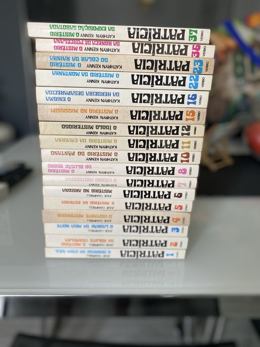 Livros de Uma Aventura e da Patricia