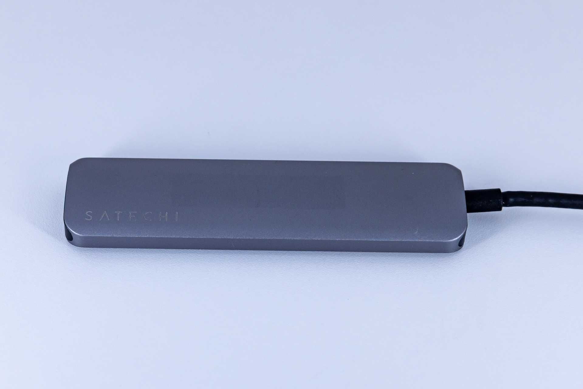 Satechi Aluminium Adapter Slim — Adapter do wielu usług np. USB-C