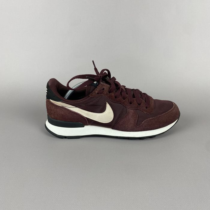 р.39 Оригінал! Кросівки Nike Internationalist Burgundy 828407-614