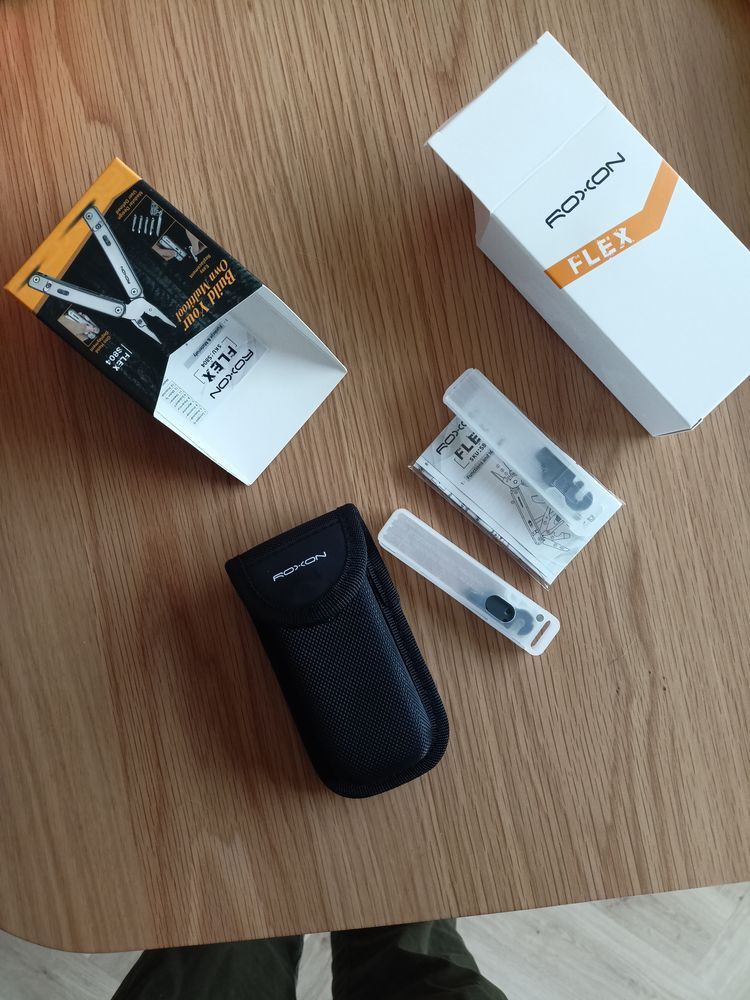 Multitool  Roxon