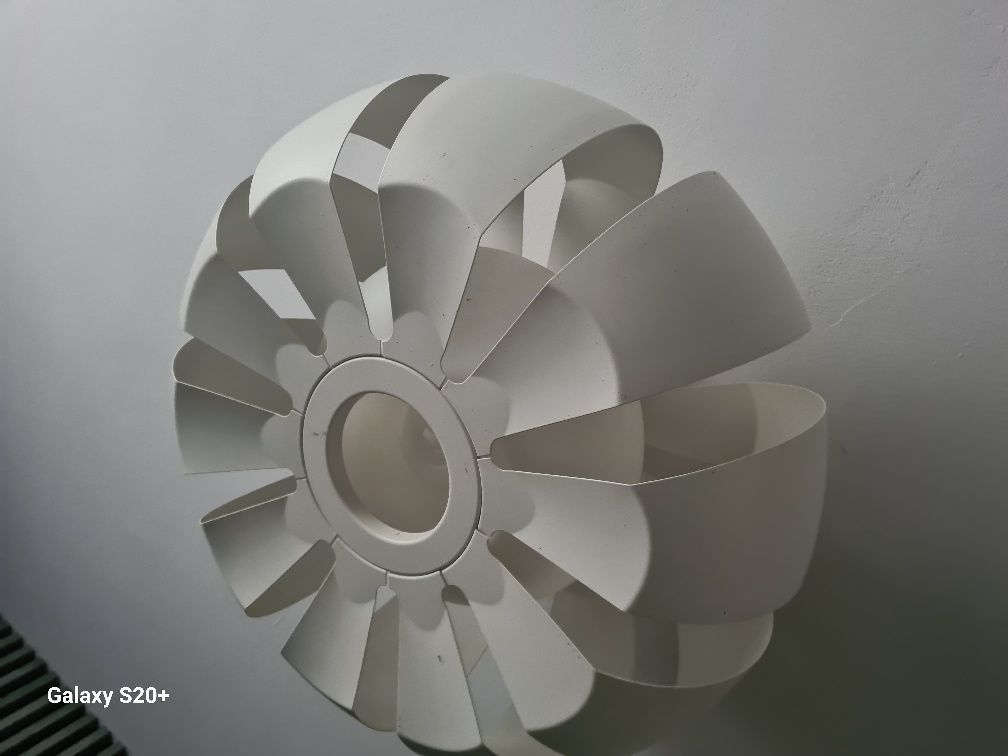 Żyrandol lampa sufitowa klosz  wisząca z regulacją tanio