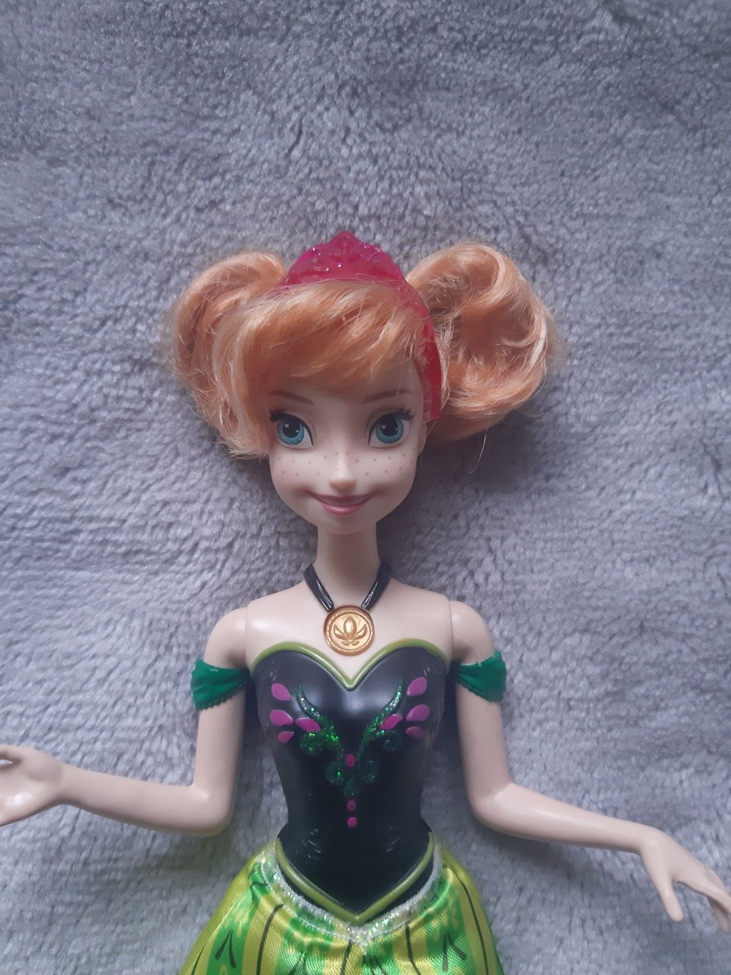 Lalka Barbie Mattel śpiewająca Anna, Kraina Lodu/ Frozen