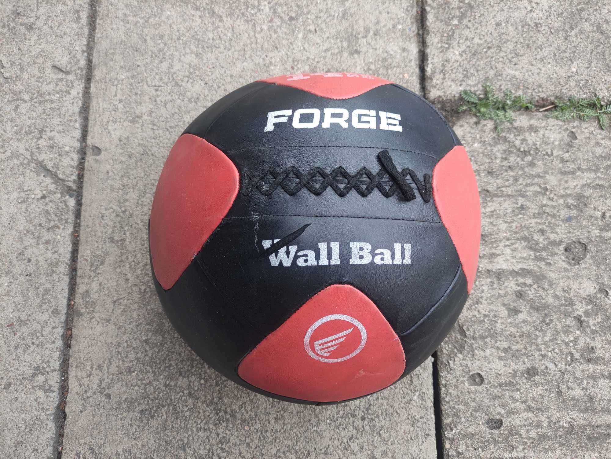 Piłka wall ball forge 6kg gimnastyczna