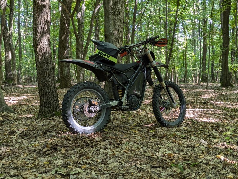 Motocykl elektryczny 13kW mocny, zwinny i lekki