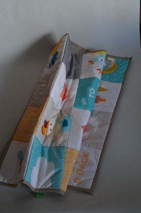 Продам розвиваючий килимок для самих маленьких