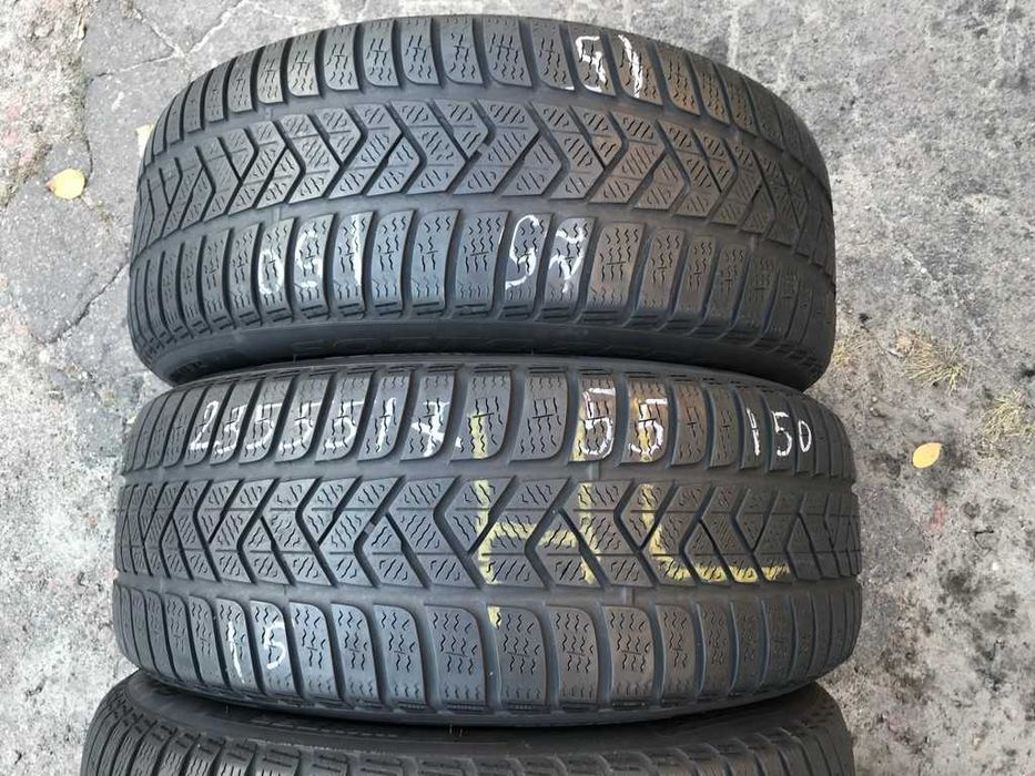 Pirelli Sottozero 3 235/55R17 99H шини бу зима 4 штуки