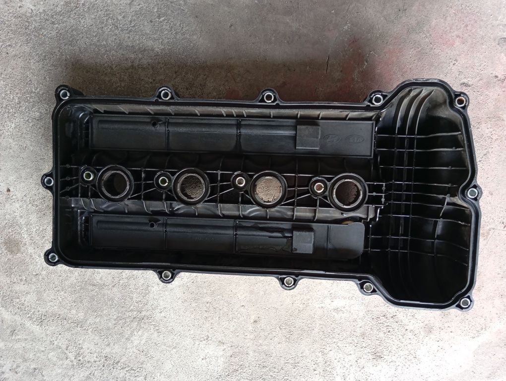 224102B100 Кришка клапанів 1.4, 1.6 Кіа Сід Серато Ріо Венга Kia Ceed
