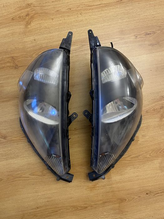 Lampa lampy Honda Jazz 2 - prawa