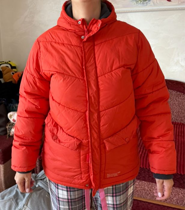 Яскрава Зимова/Демісезонна Куртка Reserved (170 см)