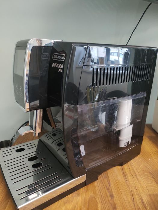 Ekspres do kawy DeLonghi Dinamica