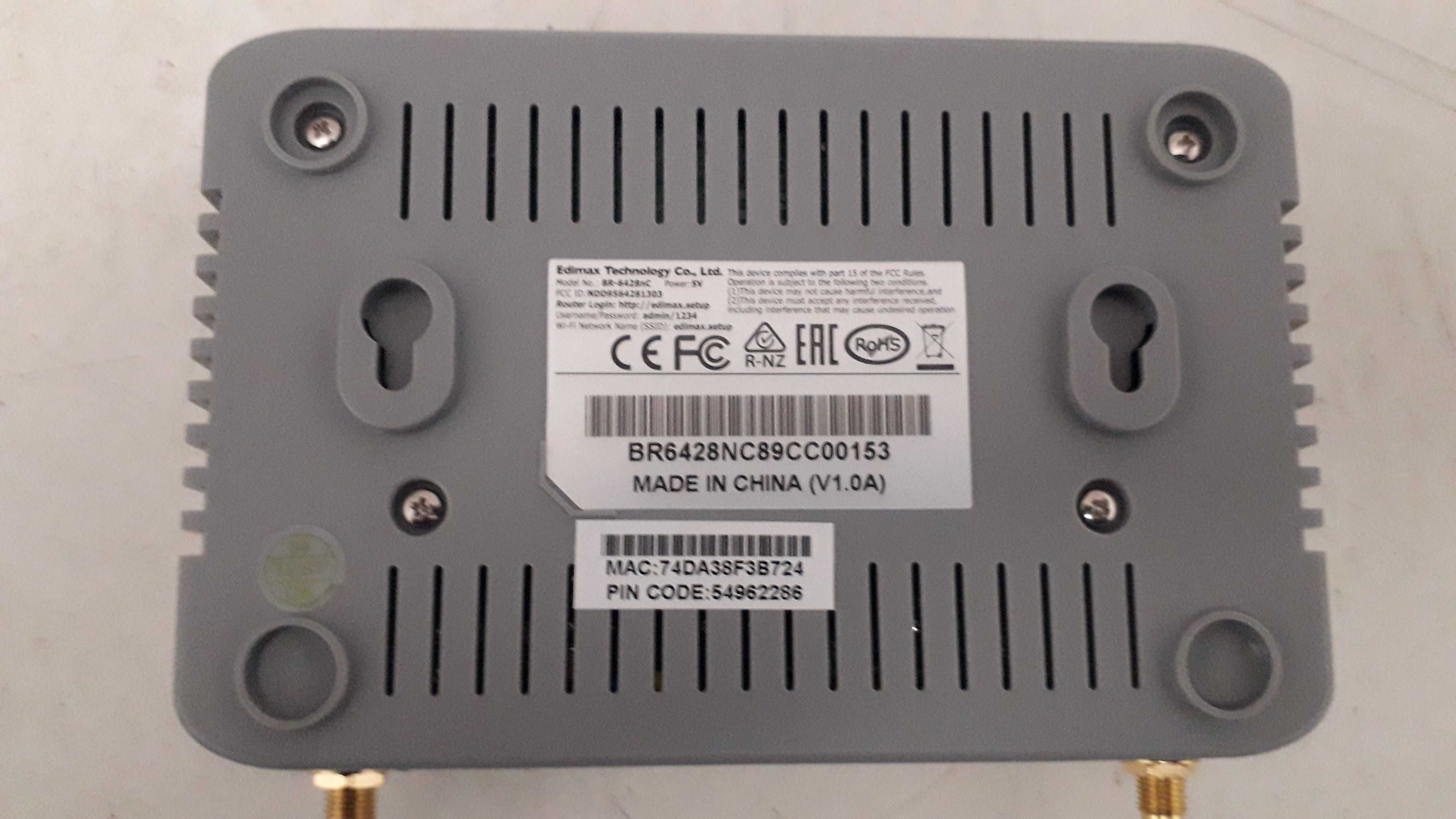 przedluzacz zasiegu 9dbi Edimax N300 router wifi