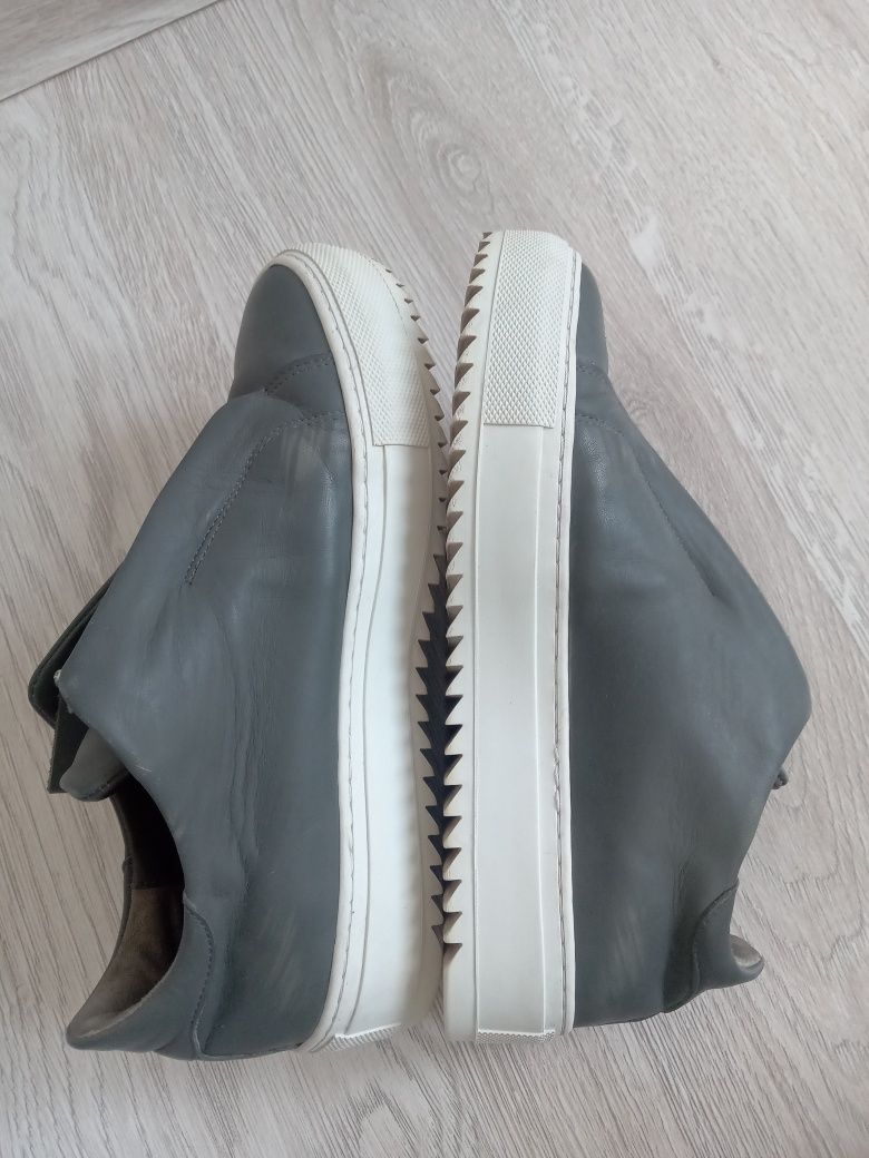 Axel Arigato sneakersy 37