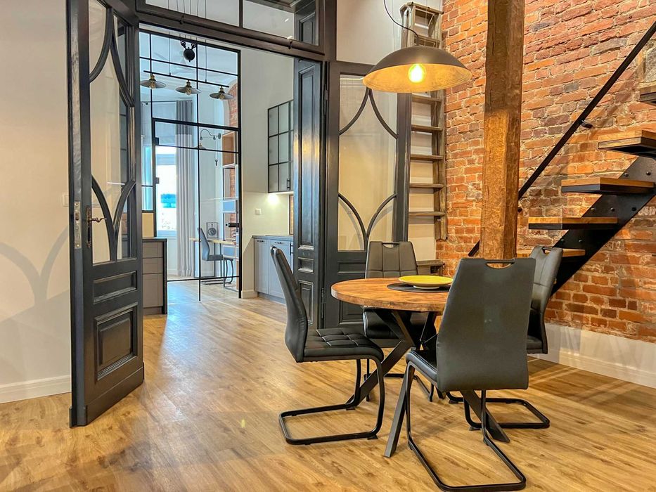 Apartament w najpiękniejszej kamienicy Wrocławia. Pierwszy najem!