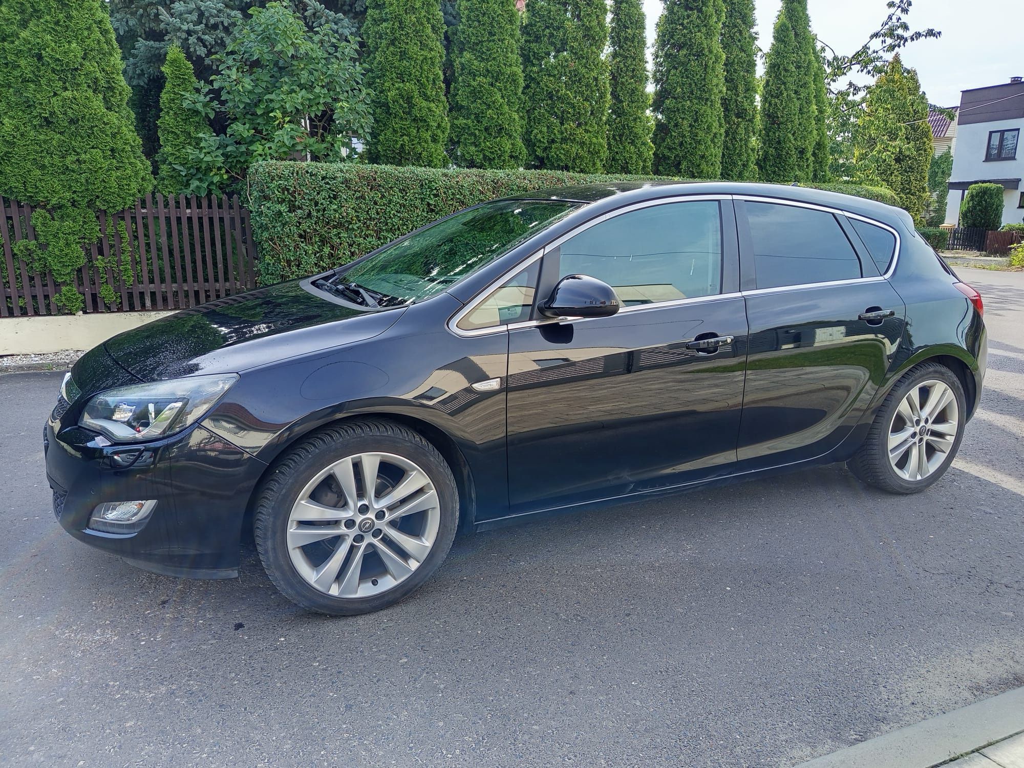 Opel Astra 2010 1.4 turbo super stan