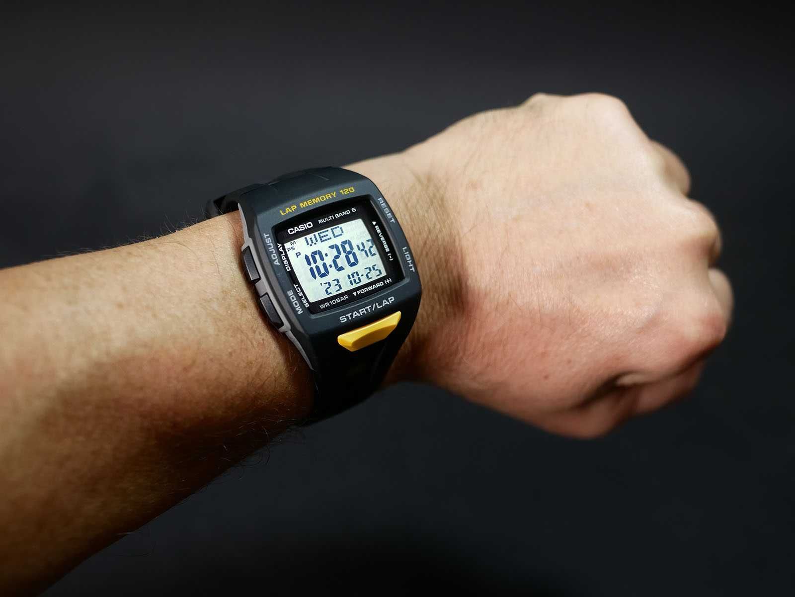 Часы Casio STW-1000-1JH Phys для спорта, с радиоконтролем