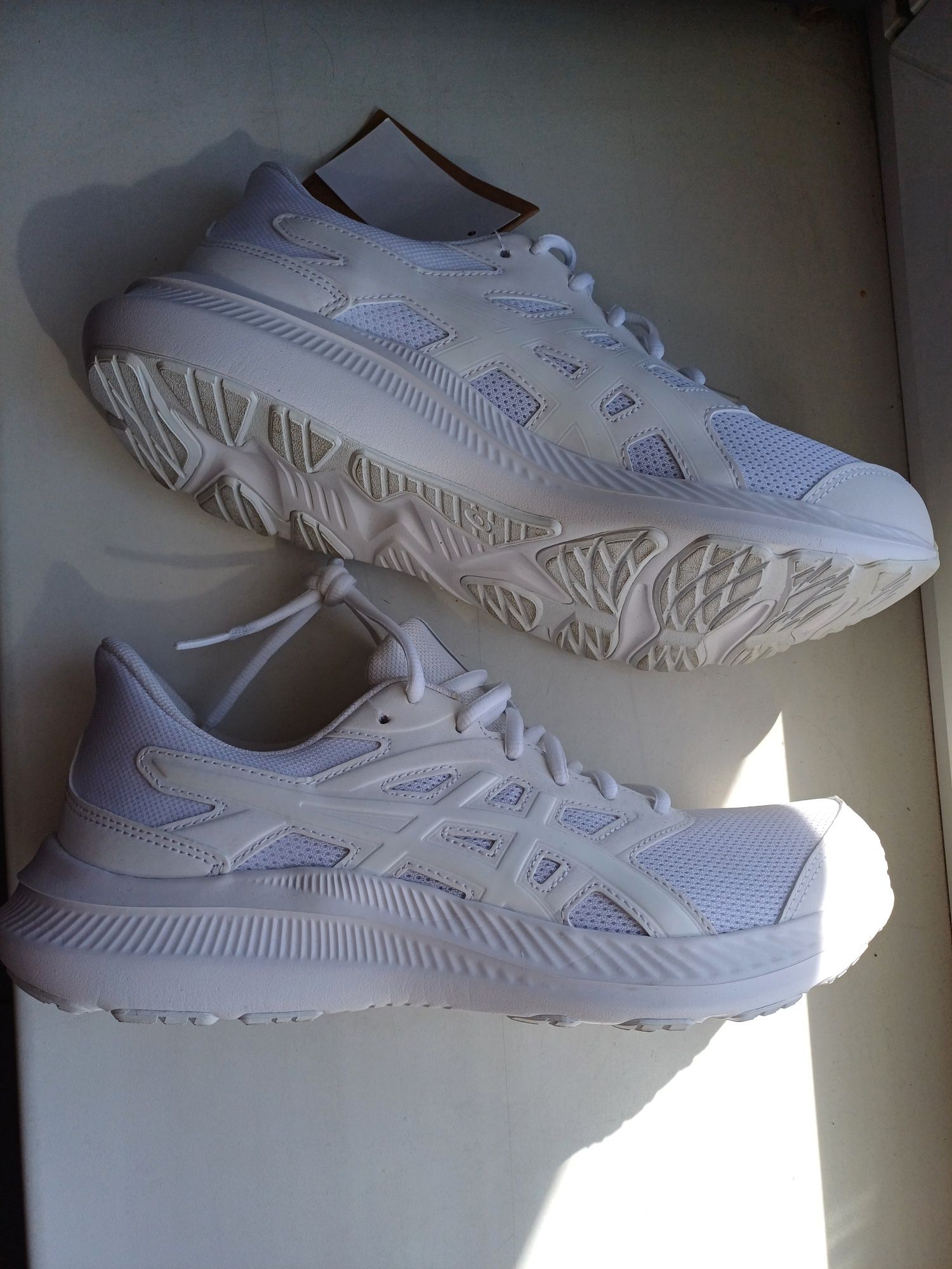 Кросівки для тренувань Asics JOLT 4 1011B603-100 розмір 43,5 Оригінал