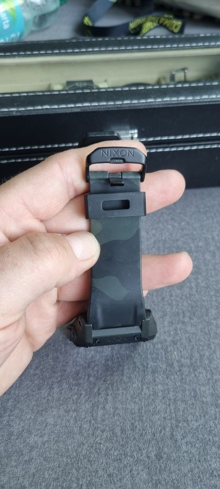 Zegarek Nixon Regulus