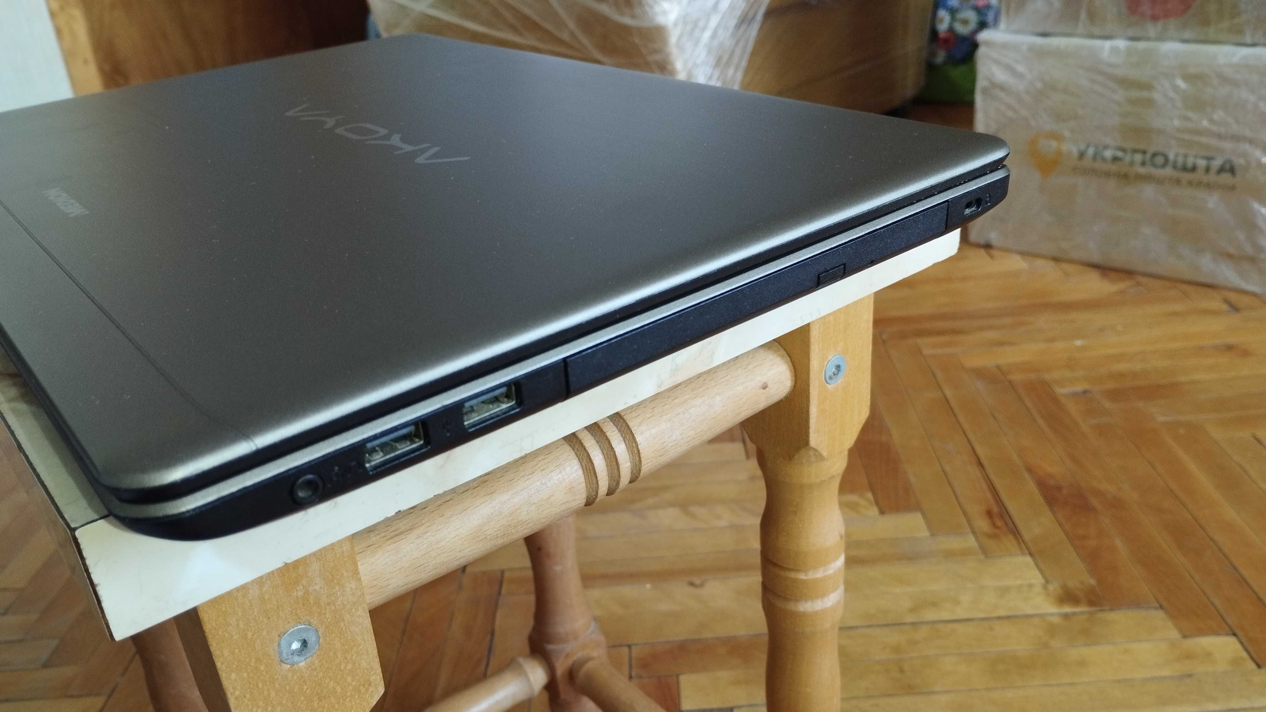 Ноутбук сучасний  core i3 5010u,4(8)gb, 512Gb (128ssd)стан нового