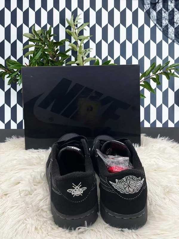 Jordan 1 Retro Low OG SP Travis Scott Black Phantom R.40